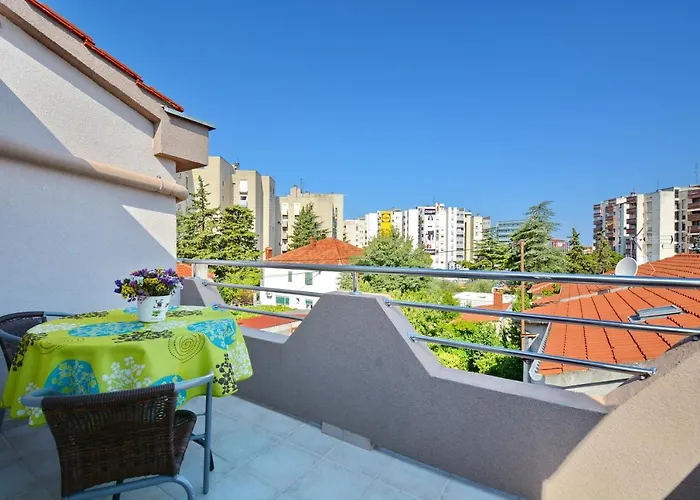 Apartman Premium, Balcony & Parking Zára